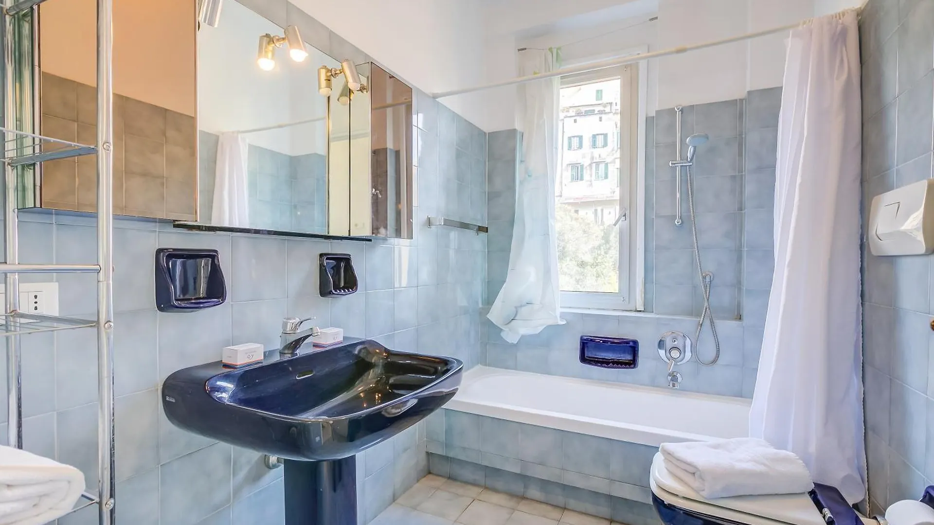 Sanremo Penthouse Market 700M From Sea - Happy Rentals Apartment
