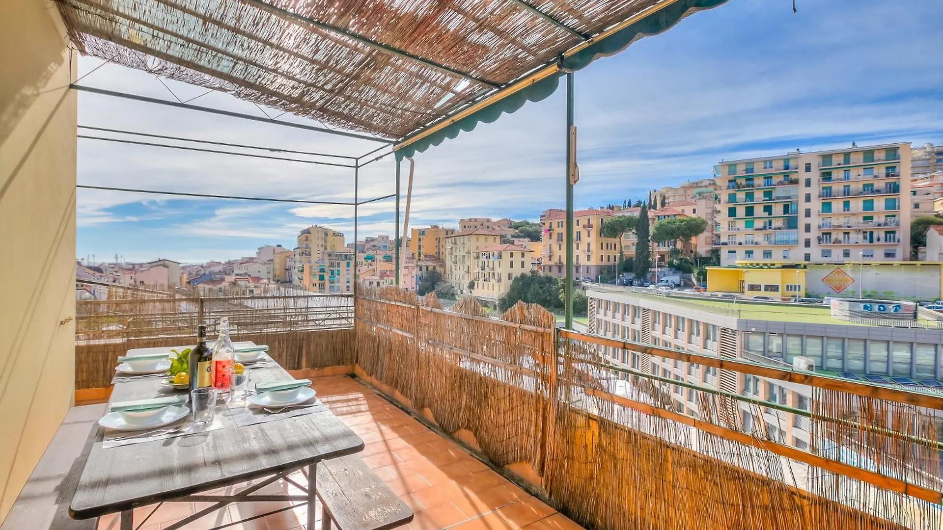 Sanremo Penthouse Market 700M From Sea - Happy Rentals